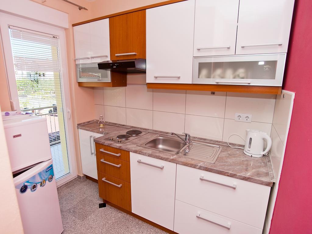 Apartment Zadar Diklo Borik Vir Zimmer foto