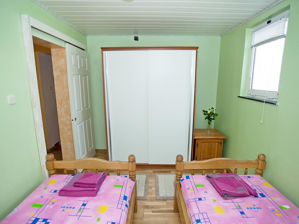 Apartment Zadar Diklo Borik Vir Zimmer foto