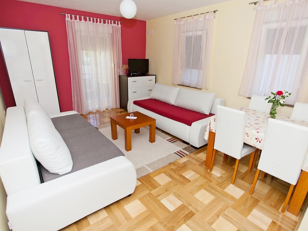 Apartment Zadar Diklo Borik Vir Zimmer foto