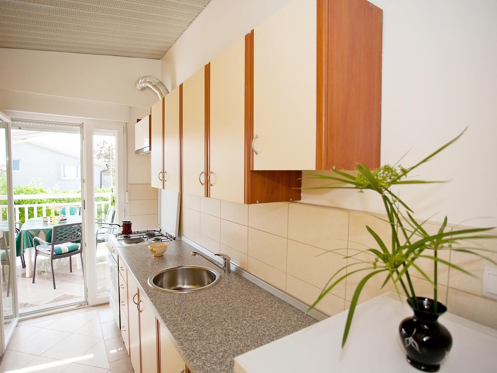 Apartment Zadar Diklo Borik Vir Zimmer foto