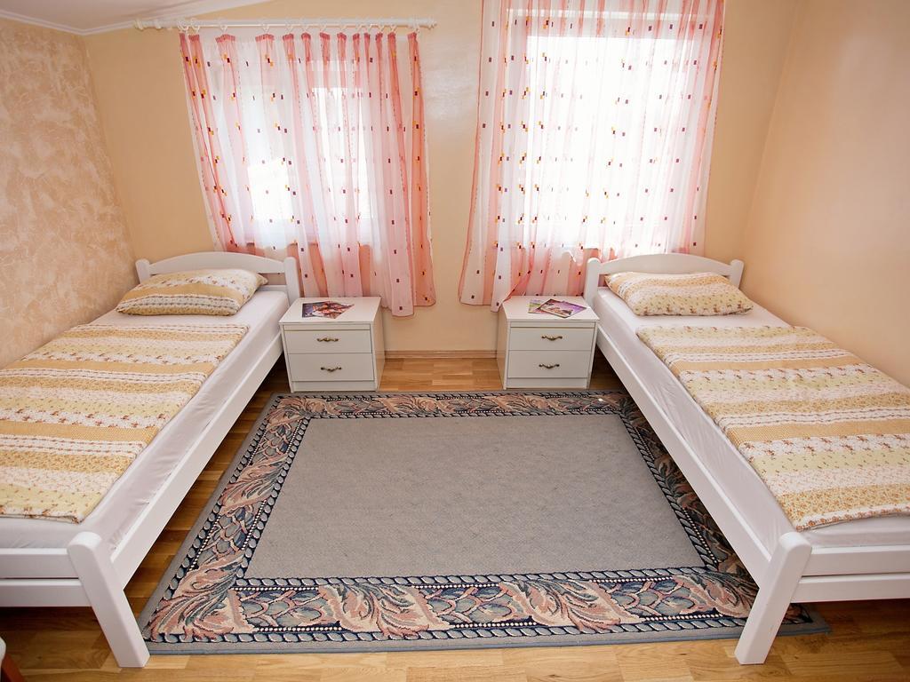 Apartment Zadar Diklo Borik Vir Zimmer foto