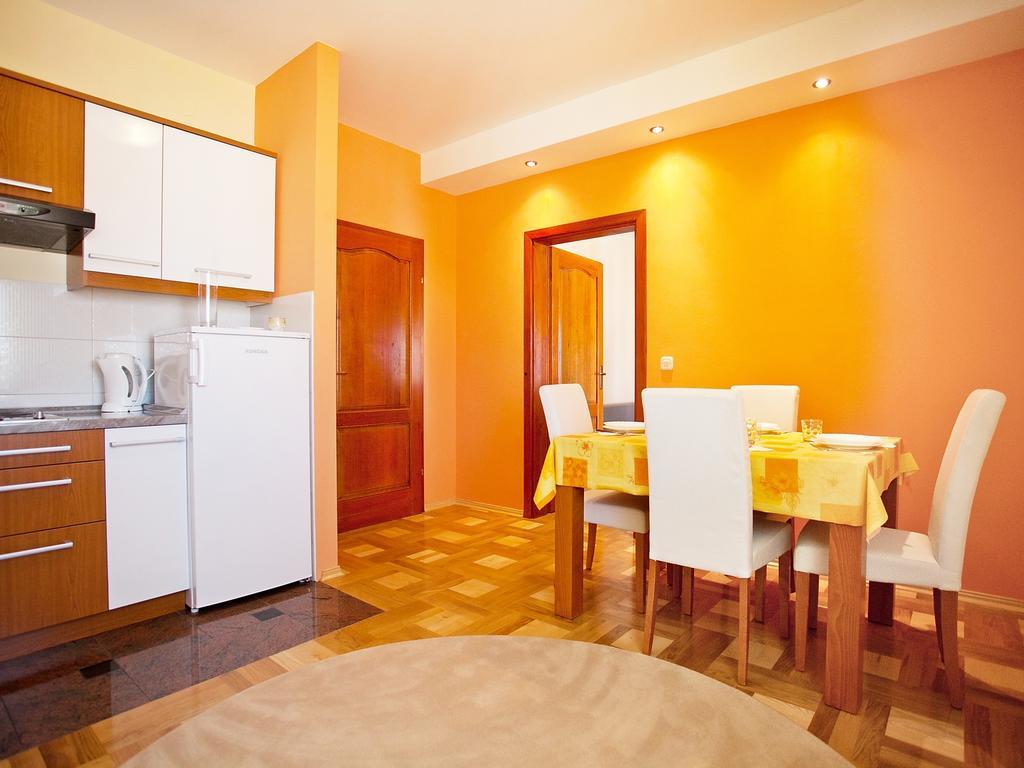 Apartment Zadar Diklo Borik Vir Zimmer foto