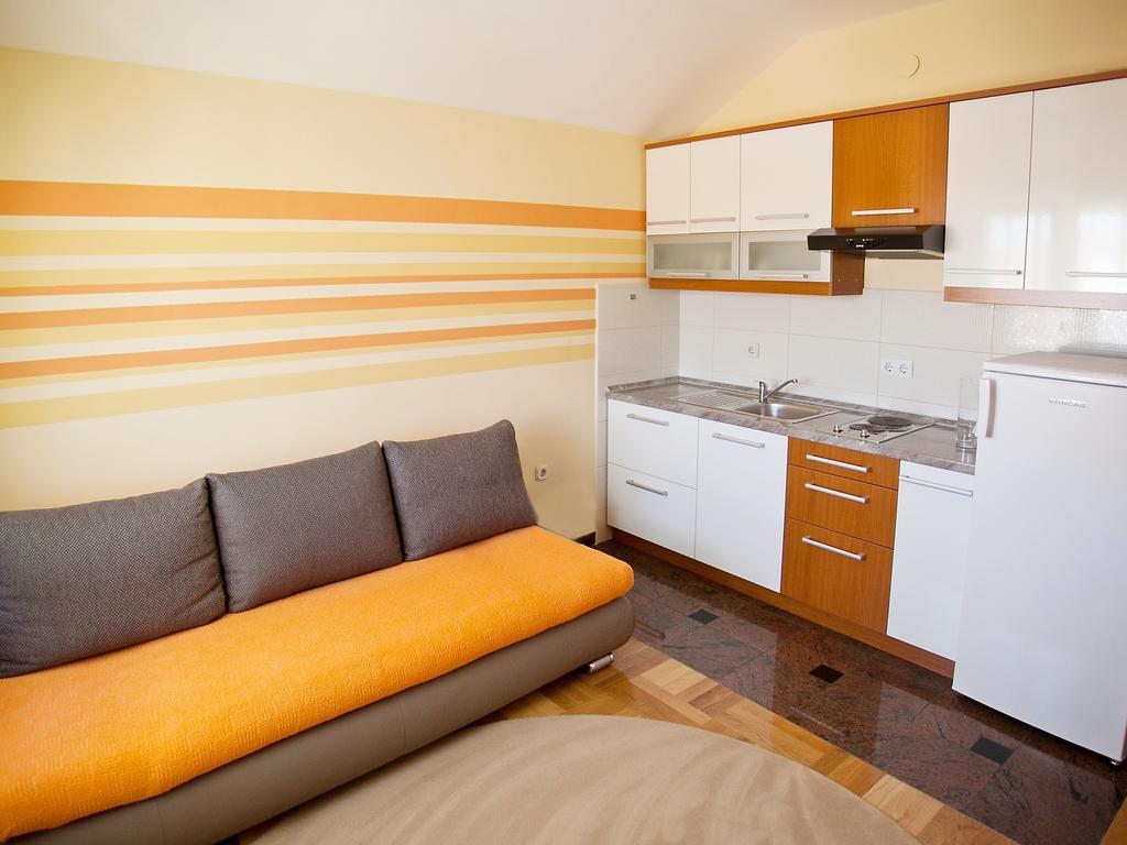 Apartment Zadar Diklo Borik Vir Zimmer foto